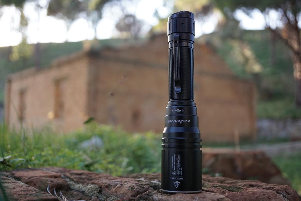 Recensione + Video] - Fenix HT30R LEP - 1500m 500 lumen 21700 USB-C - Laser  Classe 1 - by Lock - cpfitalia forum